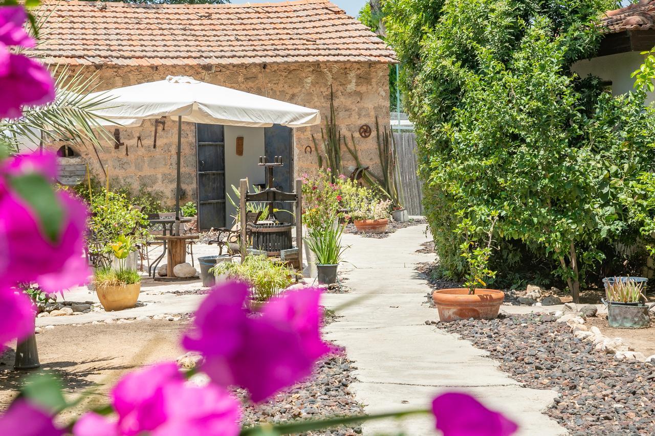 Mazkeret Batya Lemazkeret Bed & Breakfast エクステリア 写真