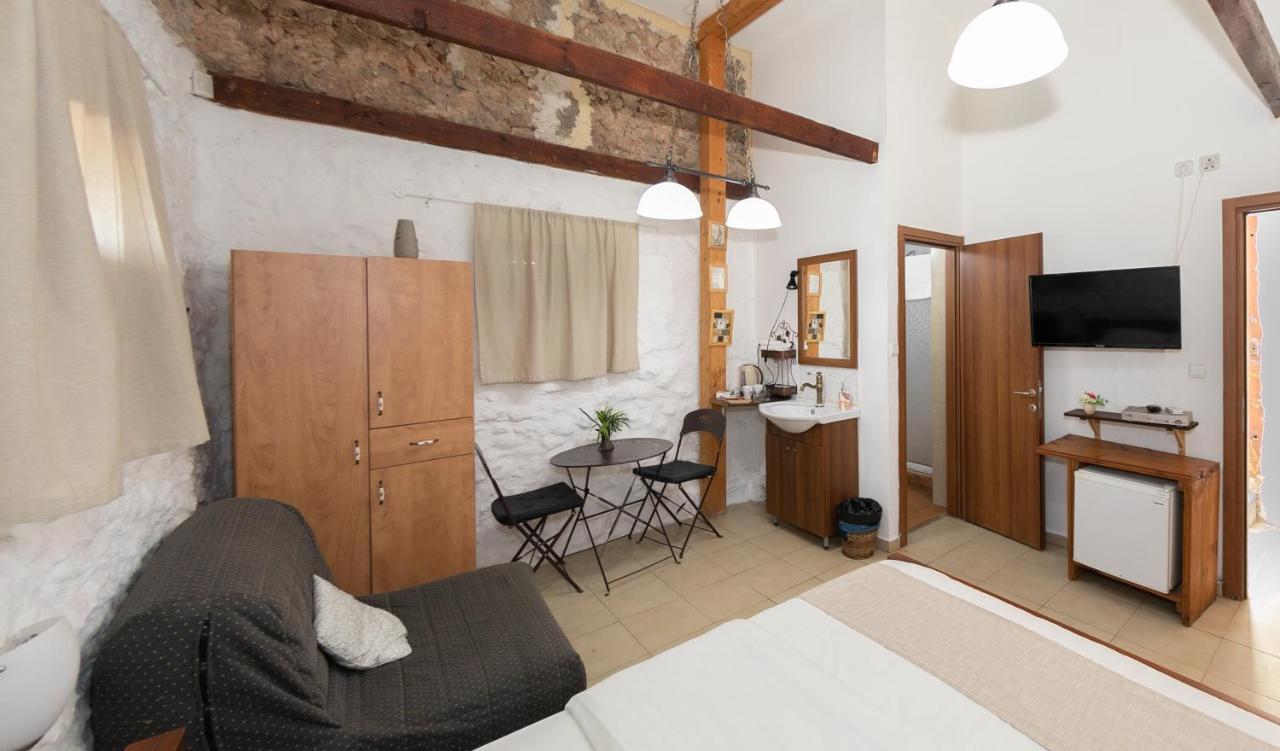 Mazkeret Batya Lemazkeret Bed & Breakfast エクステリア 写真